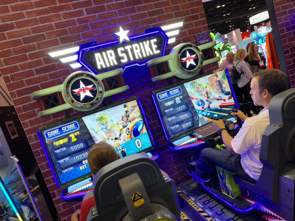 air strike arcade