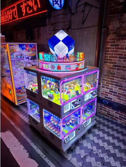 MWPC - Pyramid Set Up With Header in Arcade