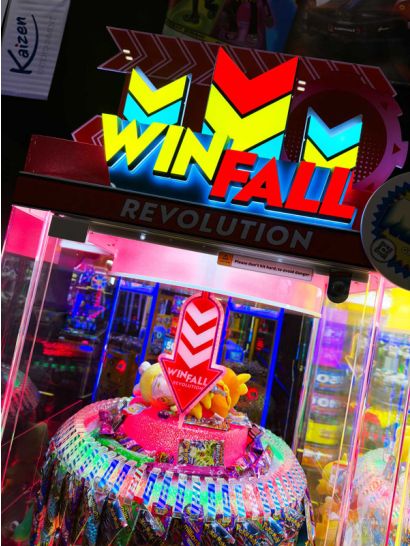 Win Fall Revolution - Gameplay
